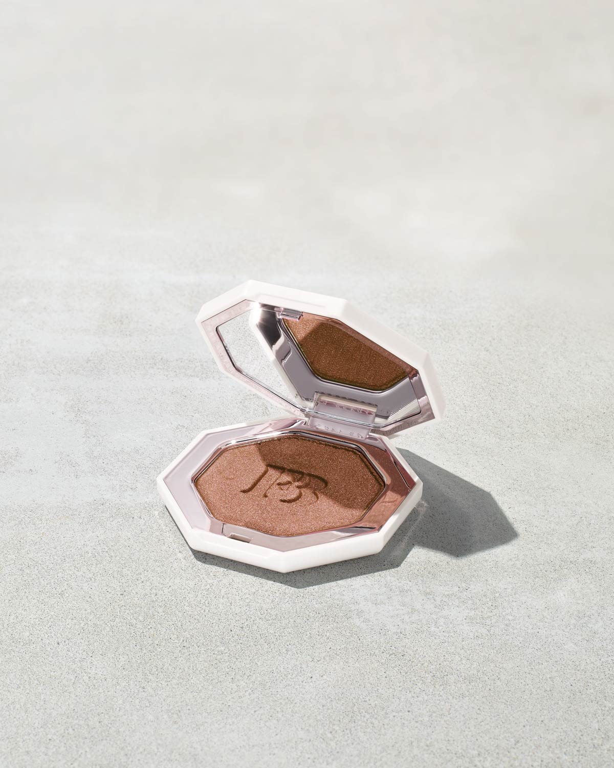 Killawatt Foil Freestyle Highlighter shown in shade Penny 4UThots