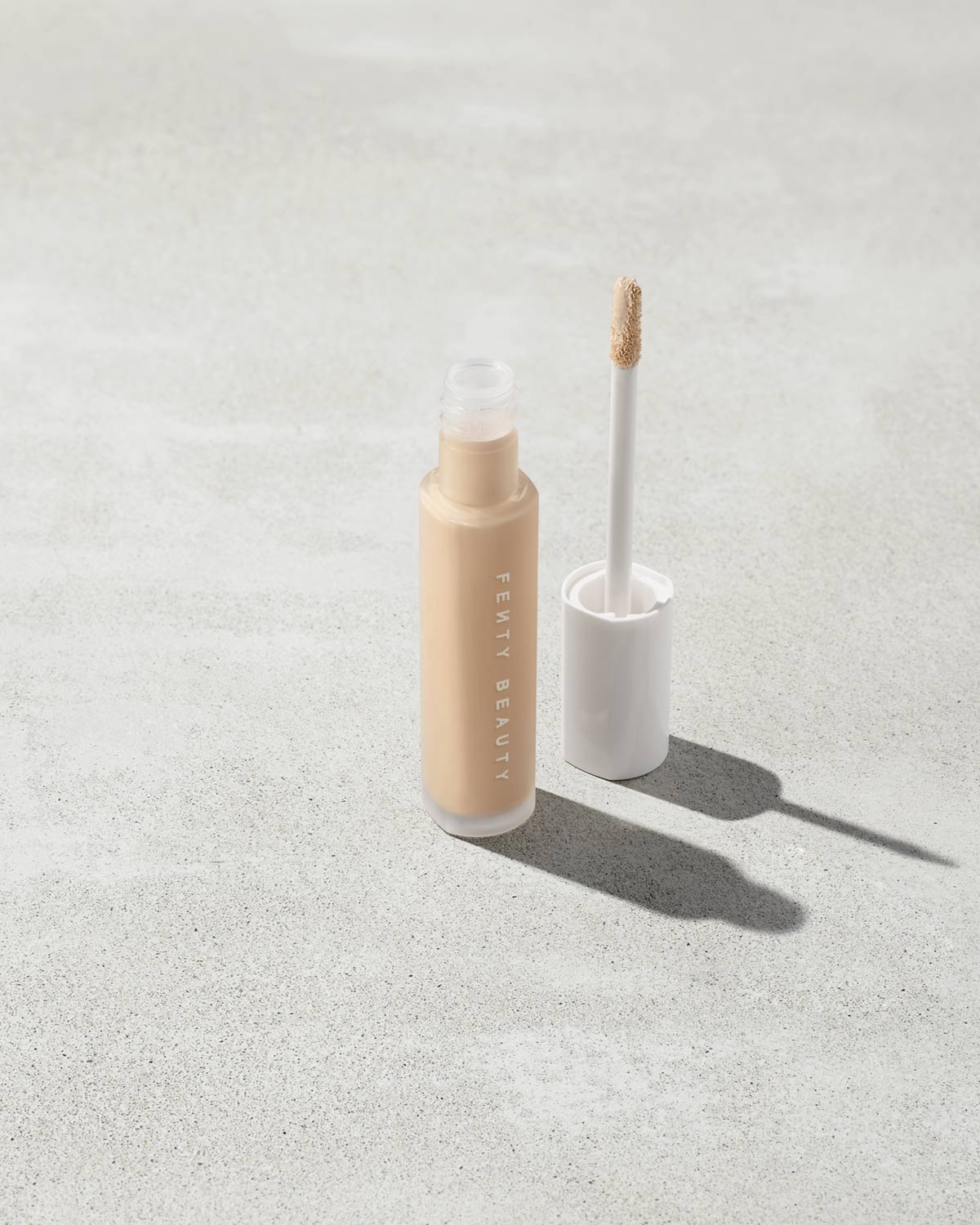 Pro Filt'r Instant Retouch Concealer shown in shade 185