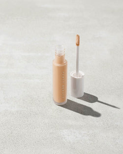 Pro Filt'r Instant Retouch Concealer shown in shade 230 Pro Filt'r Instant Retouch Concealer shown in shade 230