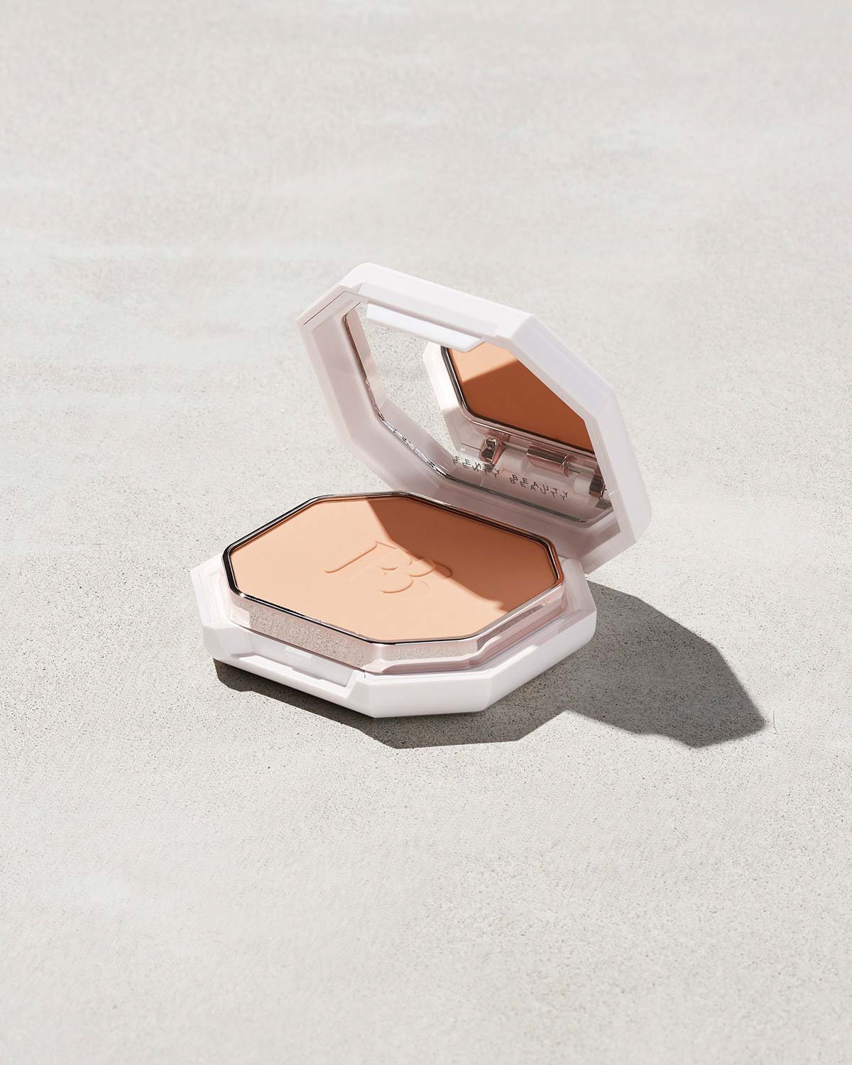 Pro Filt'r Soft Matte Powder Foundation shown in shade 180