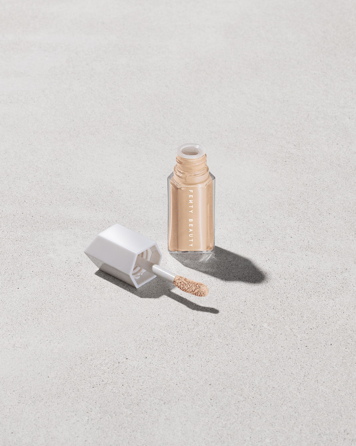We're Even Mini Hydrating Longwear Concealer — 240N