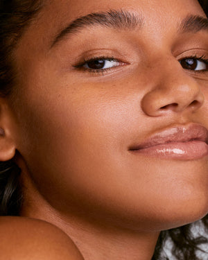 We're Even Mini Hydrating Longwear Concealer — 310W