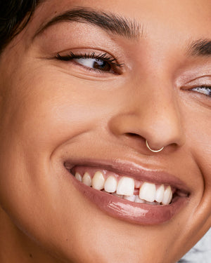 We're Even Mini Hydrating Longwear Concealer — 230W