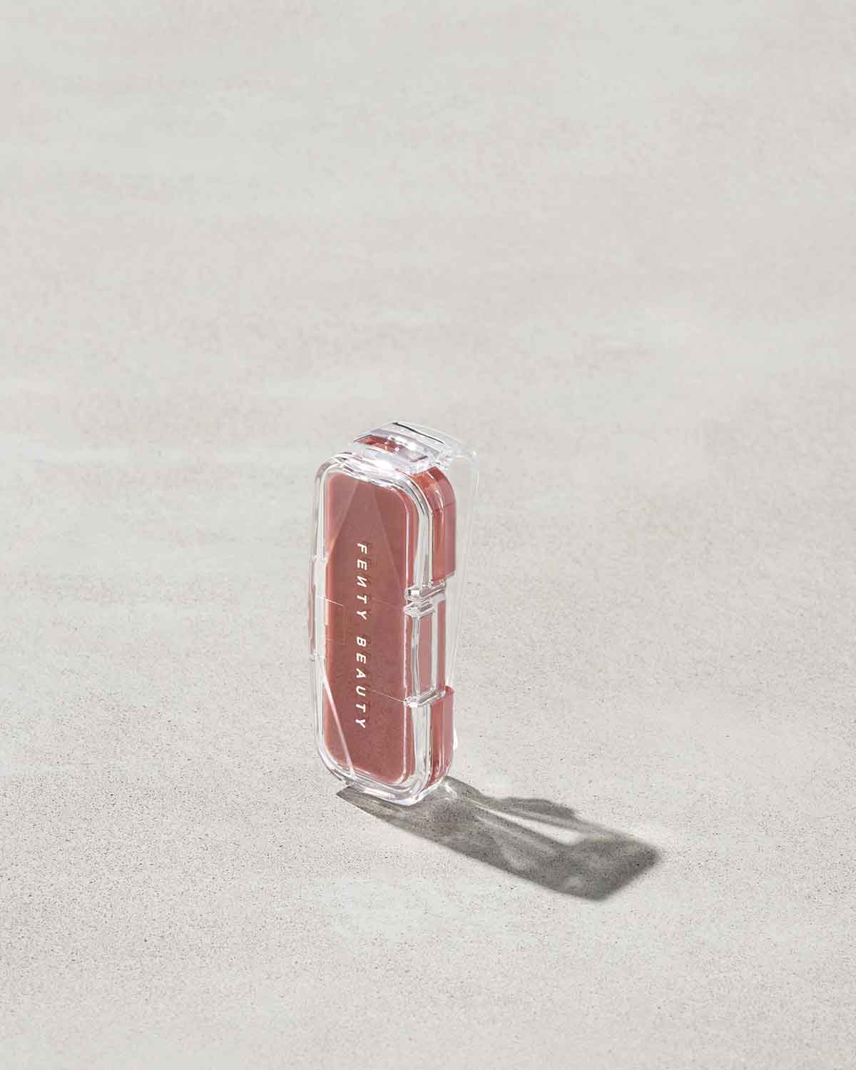 Gloss Bomb Dip Clip-on Universal Lip Luminizer