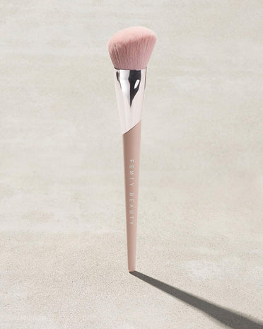 FACE SHAPING BRUSH 125,