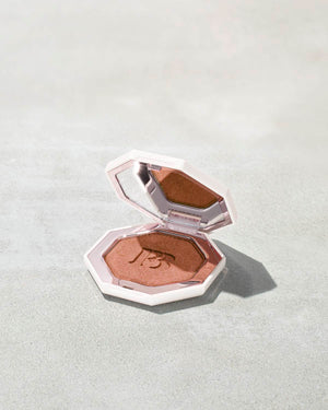 Killawatt Foil Freestyle Highlighter shown in shade Penny 4UThots
