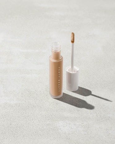 Pro Filt'r Instant Retouch Concealer shown in shade 300