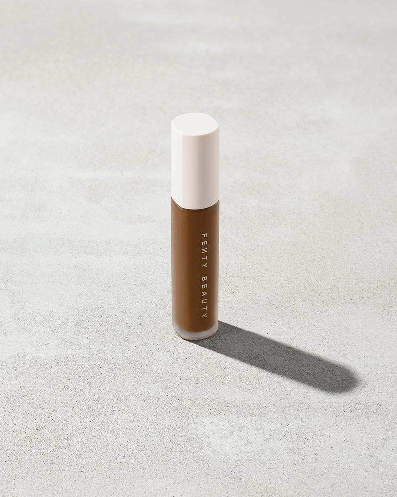 Pro Filt'r Instant Retouch Concealer closed shown in shade 450