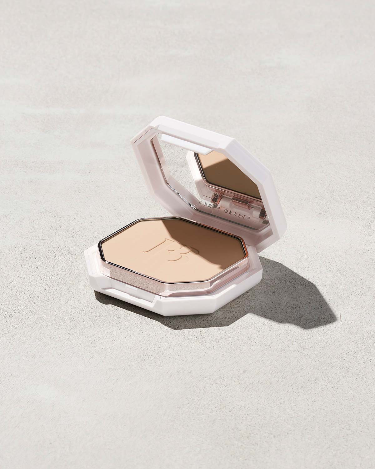 Pro Filt'r Soft Matte Powder Foundation shown in shade 150