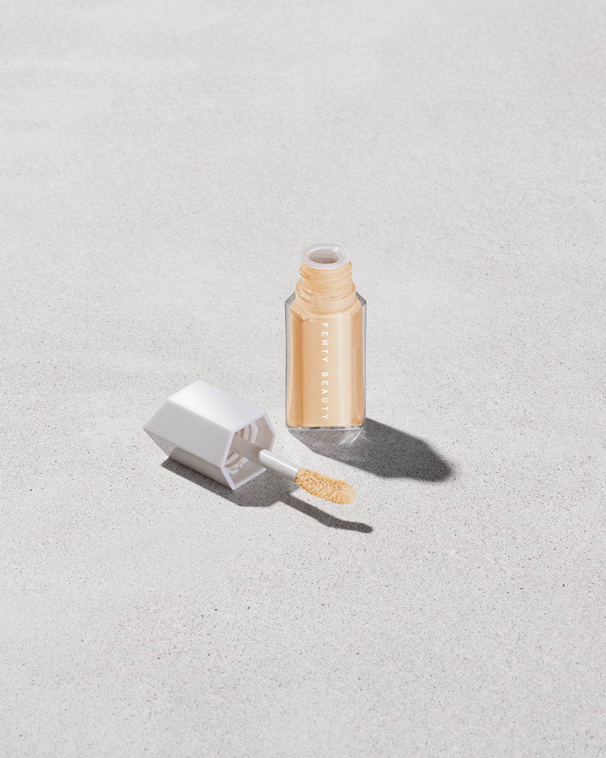 We're Even Mini Hydrating Longwear Concealer — 210W