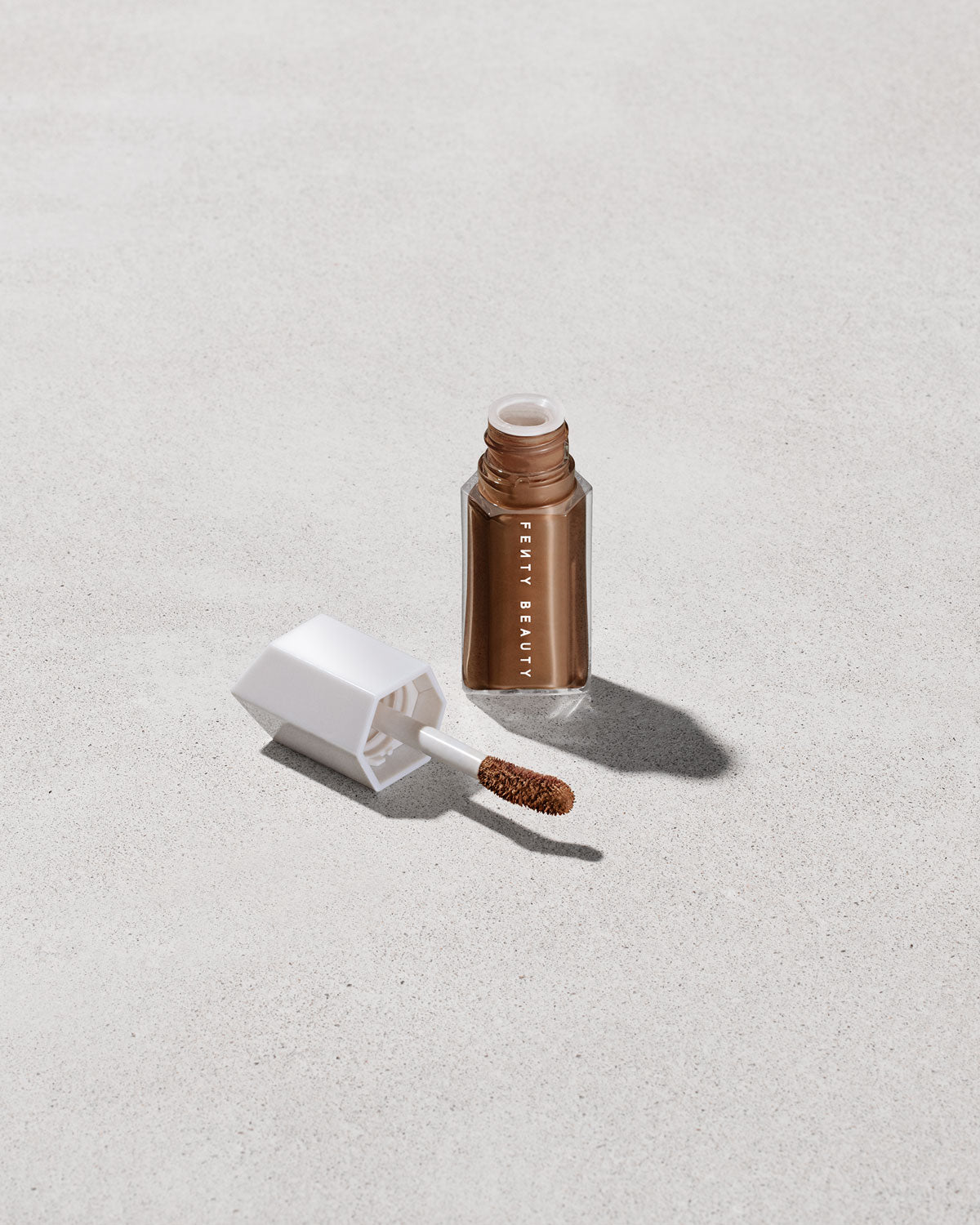 We're Even Mini Hydrating Longwear Concealer — 485C