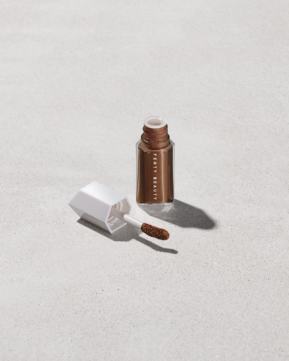 We're Even Mini Hydrating Longwear Concealer — 490N