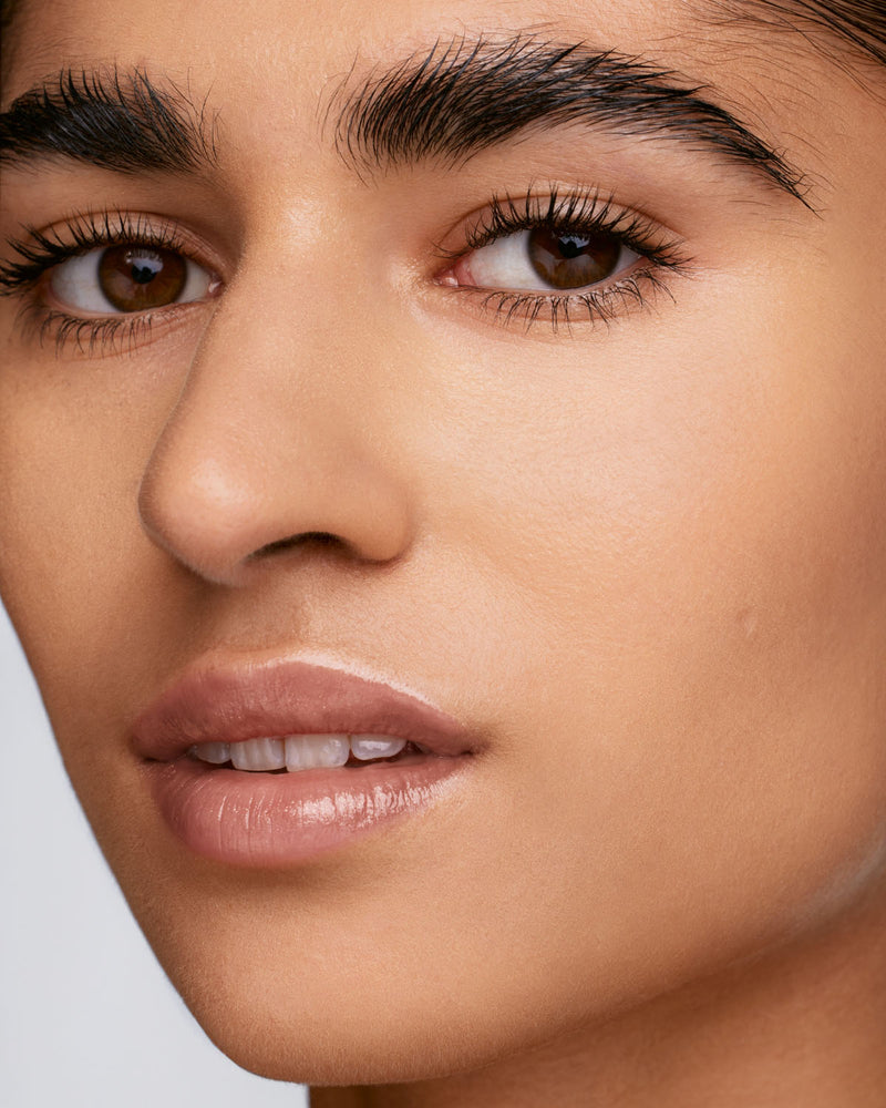 We're Even Mini Hydrating Longwear Concealer — 220W