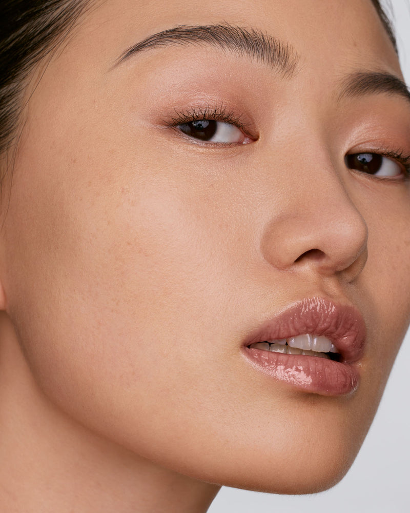 We're Even Mini Hydrating Longwear Concealer — 160W