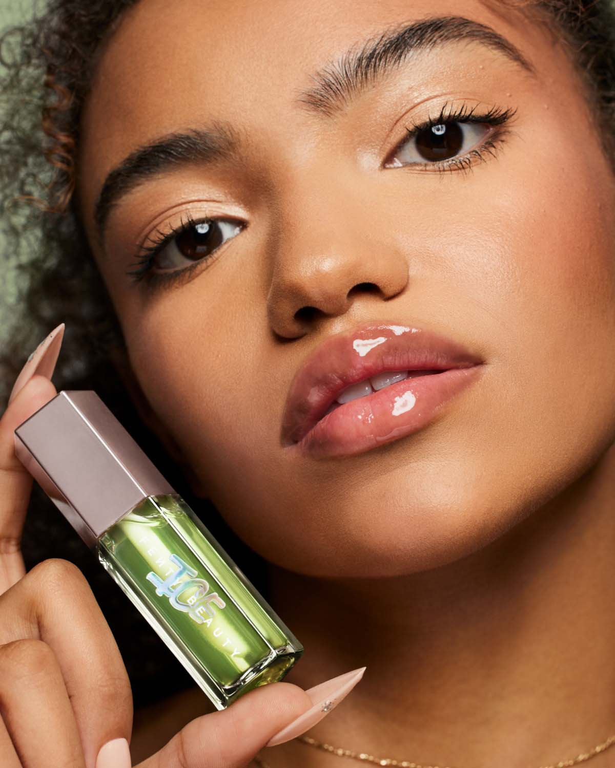 Gloss Bomb Ice Cooling Lip Luminizer — Cucum'brrr | Fenty Beauty