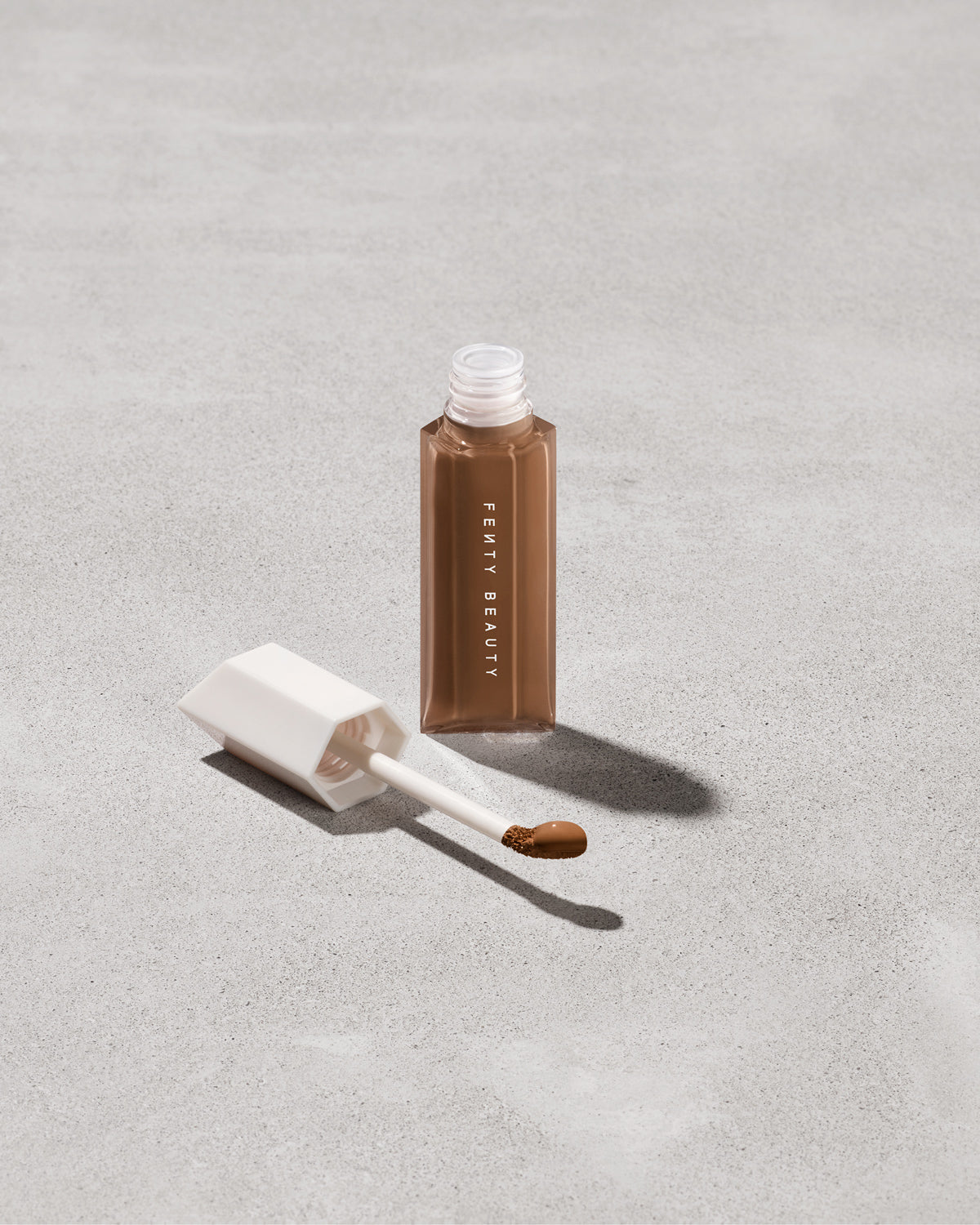 We're Even Hydrating Longwear Concealer — 445N