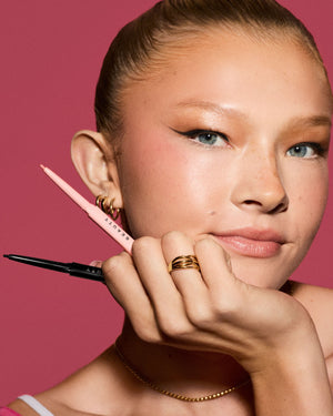 Fine Linez Lash Line-Enhancing Eyeliner — Wink O'Pink